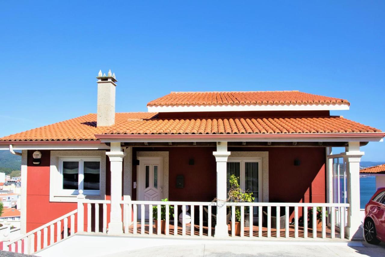 Hospedium Galitrips Vila Maruja Corme Εξωτερικό φωτογραφία